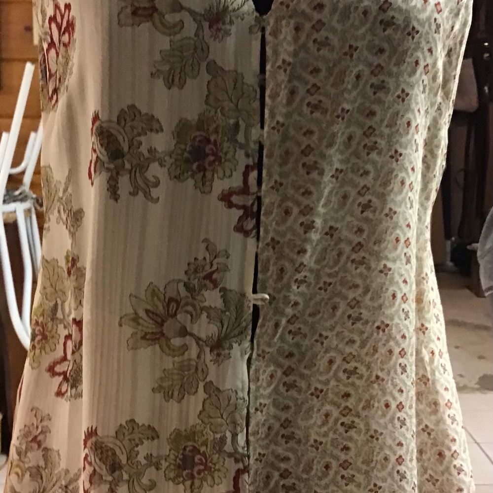 2 Piece Top And Skirt . - image 1